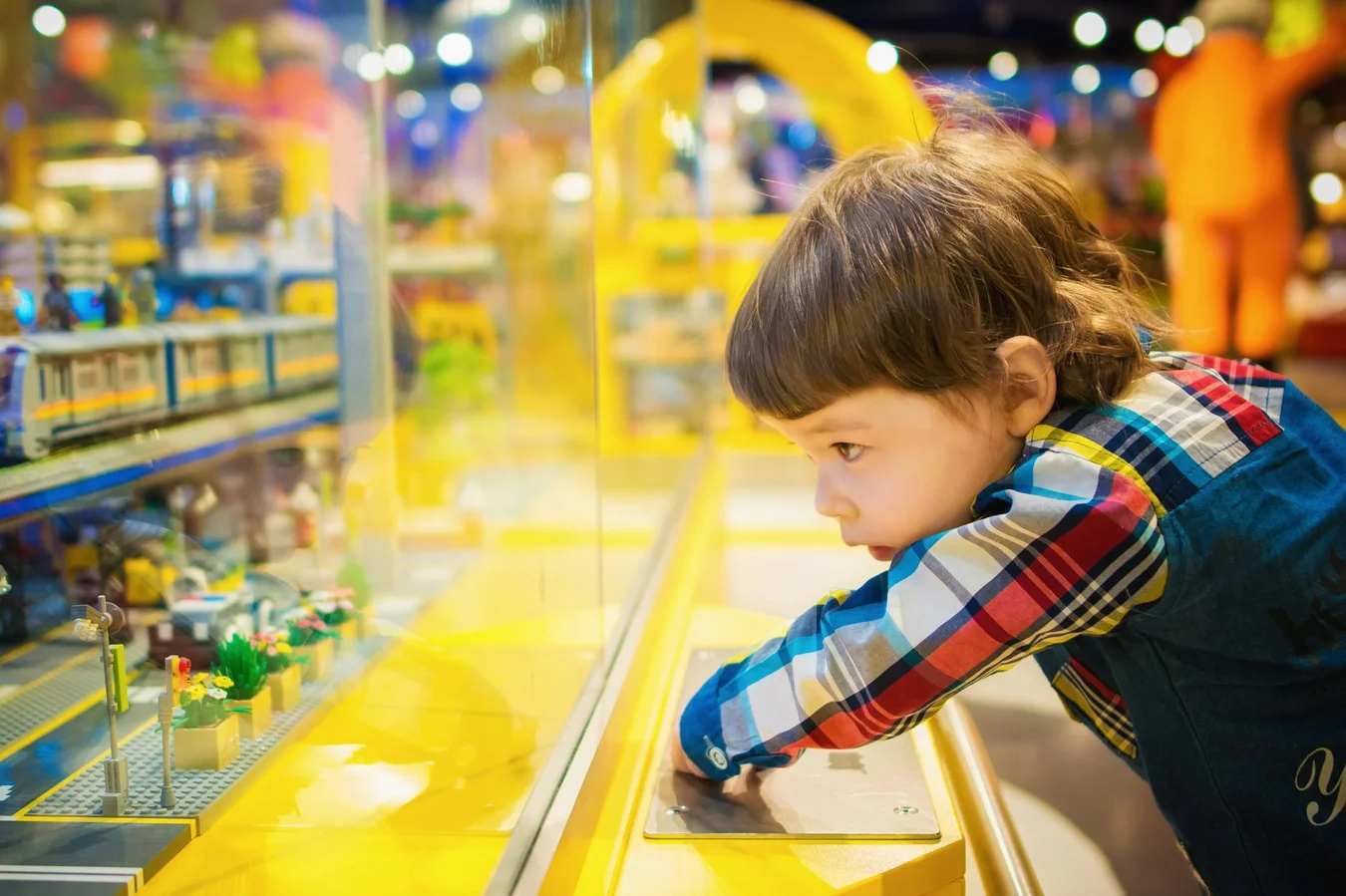 Estratégias de vitrine para lojas de shopping: Estratégias de vitrine para lojas de shopping: guia prático