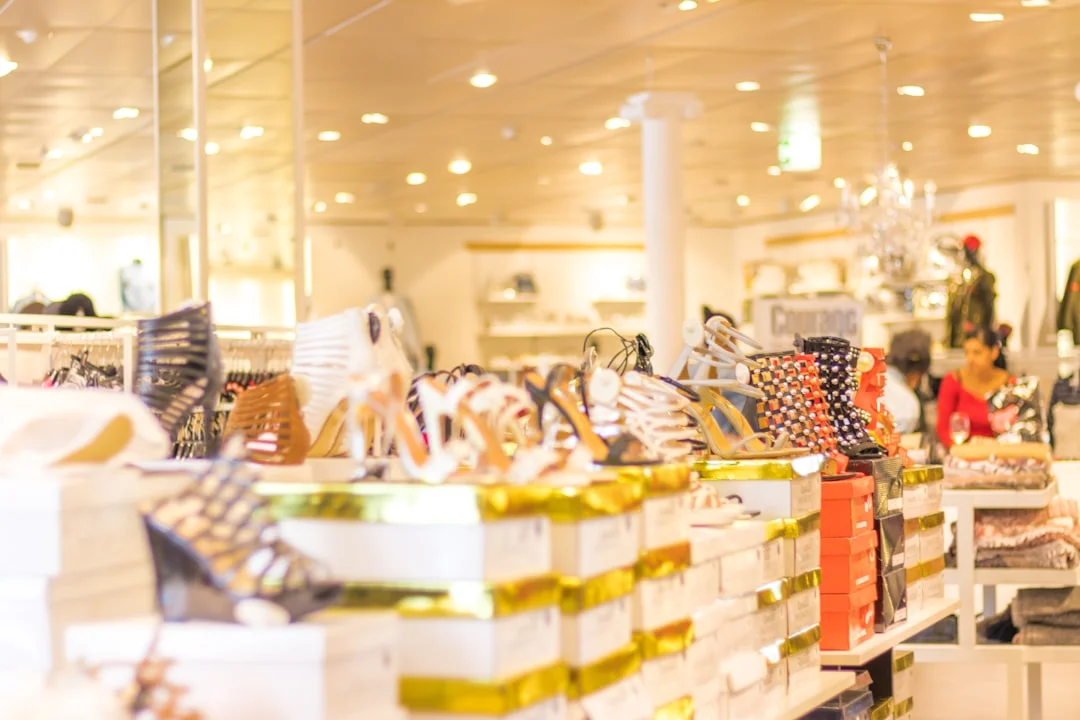 Experiências sensoriais em lojas de shopping: Experiências sensoriais em lojas de shopping: 7 estratégias poderosas